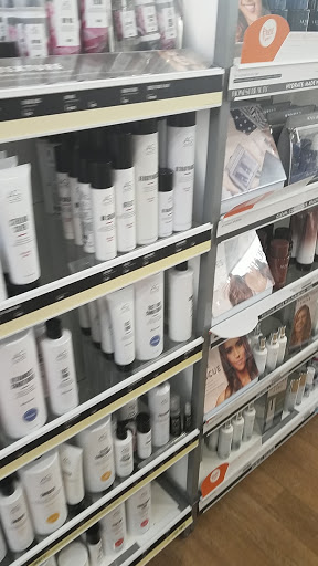 Hair Salon «Ulta Beauty», reviews and photos, 8210 Macedonia Commons Blvd #28, Macedonia, OH 44056, USA