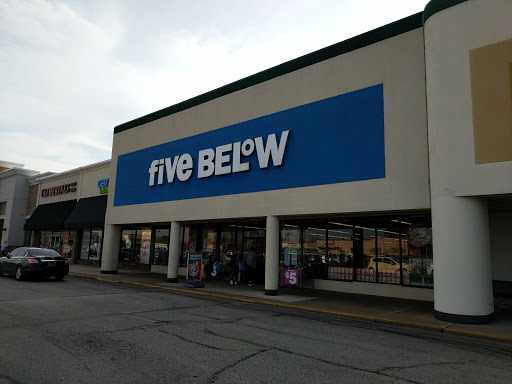 Five Below, 4088 William Penn Hwy, Monroeville, PA 15146, USA, 