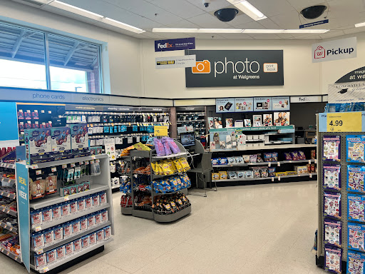 Drug Store «Walgreens», reviews and photos, 2920 Berlin Turnpike, Newington, CT 06111, USA