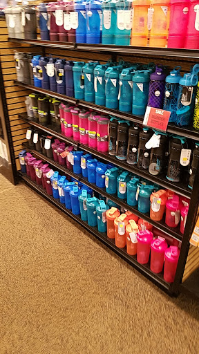 Sporting Goods Store «SCHEELS», reviews and photos, 6503 W 135th St, Overland Park, KS 66223, USA