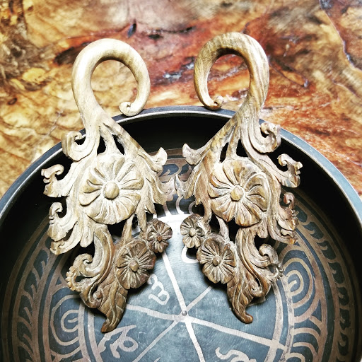 Tattoo Shop «Hopeless Ink Tattoo & Piercing», reviews and photos, 2308 Main St, Vancouver, WA 98660, USA