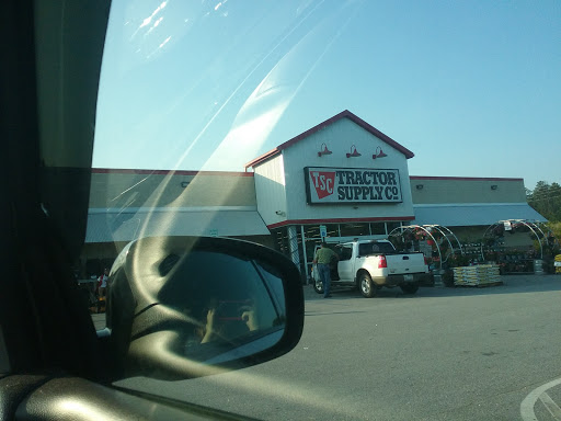 Home Improvement Store «Tractor Supply Co.», reviews and photos, 339 Rolling Hills Cir, Easley, SC 29640, USA