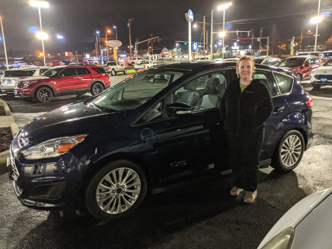 Lithia Chrysler Jeep Dodge of Roseburg Service and Parts Center