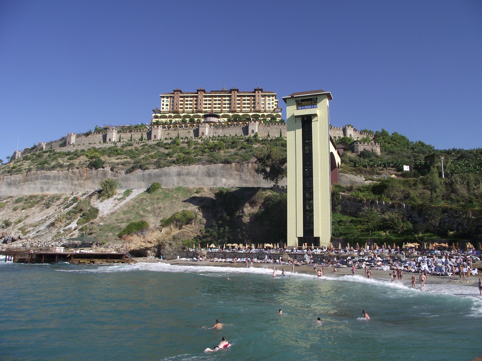 Mahmutlar beach III photo #7