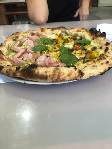 Pizza A Ruoto Da Dino in SantArpino, Provincia di Caserta