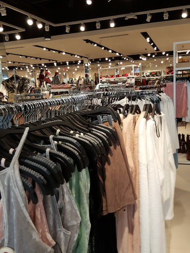 Clothing Store «Forever 21», reviews and photos, 2300 Lincoln Hwy, Langhorne, PA 19047, USA