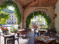 Atmosphère du Restaurant Ripaille & Farigoule à Castellane - n°3