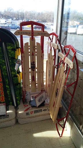 Home Improvement Store «Tractor Supply Co.», reviews and photos, 1212 N Queen St, Martinsburg, WV 25404, USA