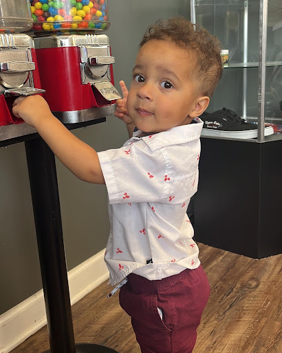 Barber Shop «Upper Cutz Hair Studio», reviews and photos, 3883 N Lecanto Hwy, Beverly Hills, FL 34465, USA