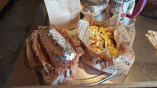 Shopping Mall «Pelton Shopping Center», reviews and photos, 110 Pelton Center Way, San Leandro, CA 94577, USA