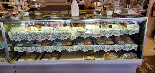 Bakery «Piece-A-Cake Bakery», reviews and photos, 304 N River St, East Dundee, IL 60118, USA
