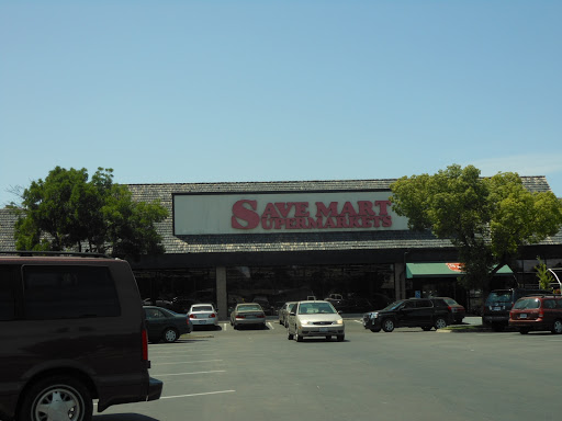 Supermarket «Save Mart Supermarkets», reviews and photos, 715 W Grangeville Blvd, Hanford, CA 93230, USA