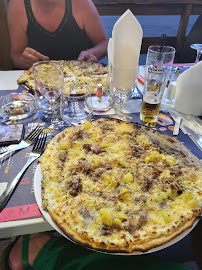 Plats et boissons du Pizzeria du château à Millau - n°13