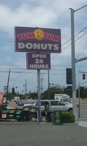 Donut Shop «Yum Yum Donuts», reviews and photos, 10501 Magnolia Ave, Anaheim, CA 92804, USA