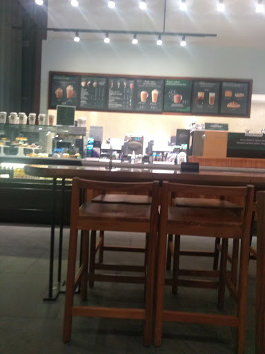 Starbucks Plaza Bonita