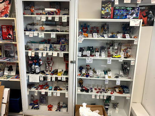 Comic Book Store «J C Comics & Cards», reviews and photos, 2609 State Rd, Cuyahoga Falls, OH 44223, USA