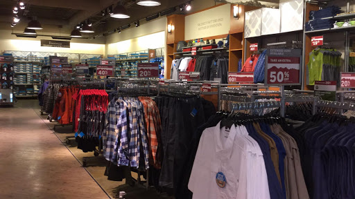 Sportswear Store «Columbia Sportswear Outlet Store at Tanger Outlet Center», reviews and photos, 2200 Tanger Blvd #100, Washington, PA 15301, USA