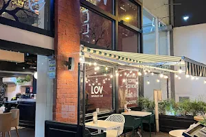 LOV - Restaurante - Café image