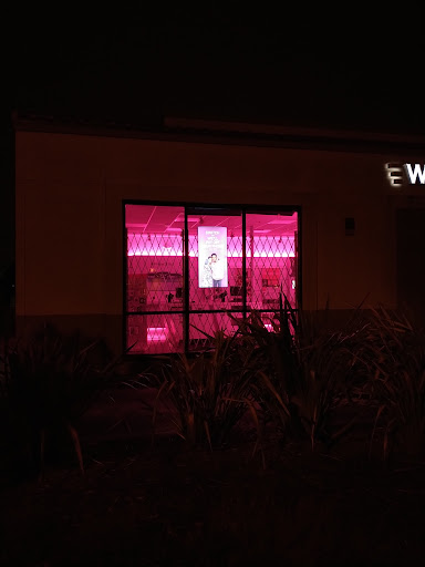 Cell Phone Store «T-Mobile», reviews and photos, 35020 Newark Blvd, Newark, CA 94560, USA