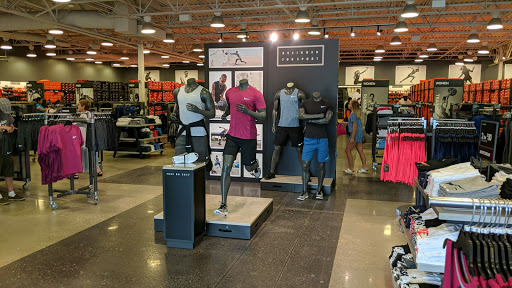 Clothing Store «Nike Factory Store», reviews and photos, 10700 Factory Shop Blvd, Gulfport, MS 39503, USA
