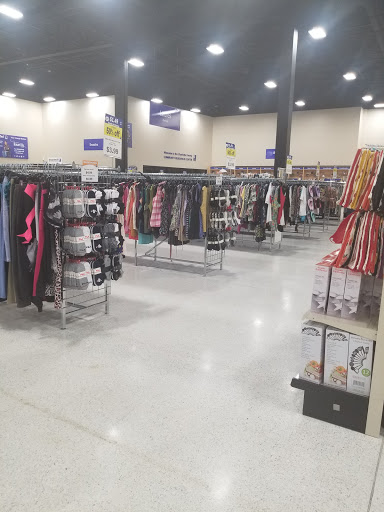 Thrift Store «Goodwill Retail & Donation Center», reviews and photos