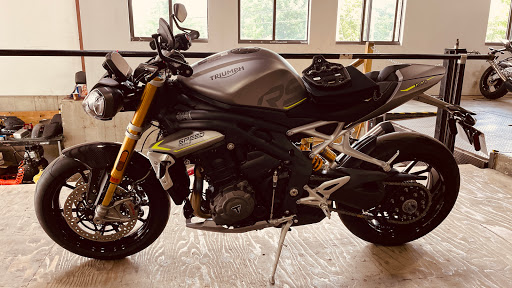 Used Motorcycle Dealer «National Powersports Distributors», reviews and photos, 319 Commerce Way, Pembroke, NH 03275, USA