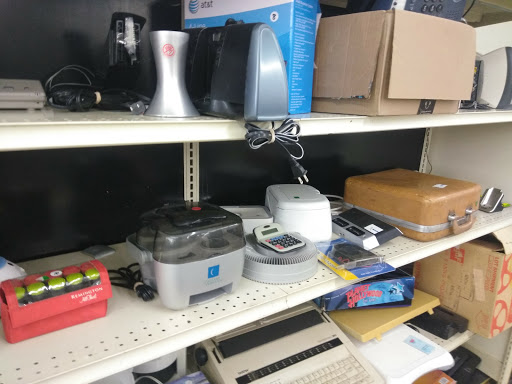 Thrift Store «Good Samaritan Thrift Shop», reviews and photos, 445 B St, Yuba City, CA 95991, USA