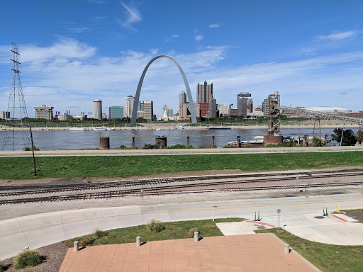 Tourist Attraction «Gateway Geyser», reviews and photos, 185 W Trendley Ave, East St Louis, IL 62201, USA