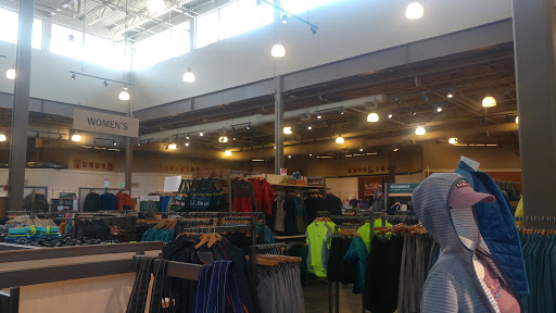 Clothing Store «L.L. Bean», reviews and photos, 1 Ridge Hill Boulevard, Yonkers, NY 10710, USA