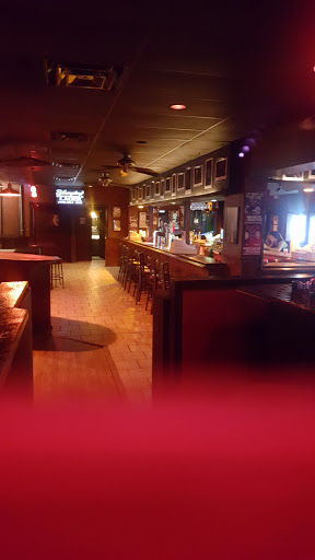 Bar «Revolution Bar & Music Hall», reviews and photos, 140 Merrick Rd, Amityville, NY 11701, USA