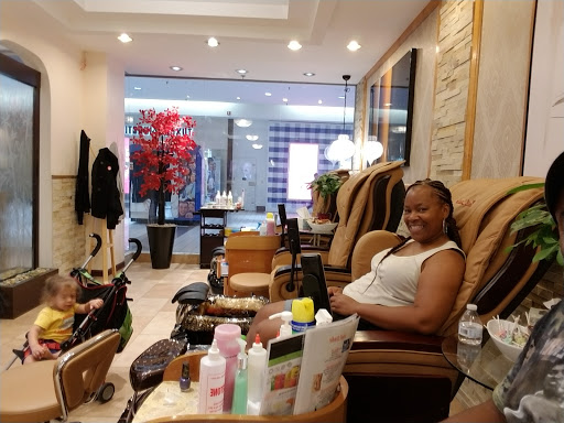 Shopping Mall «The Marketplace Mall», reviews and photos, 1 Miracle Mile Dr, Rochester, NY 14623, USA