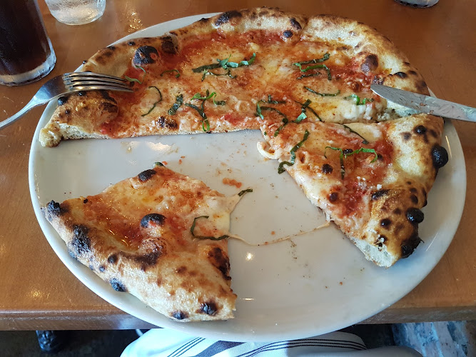 #1 best pizza place in Syracuse - Apizza Regionale