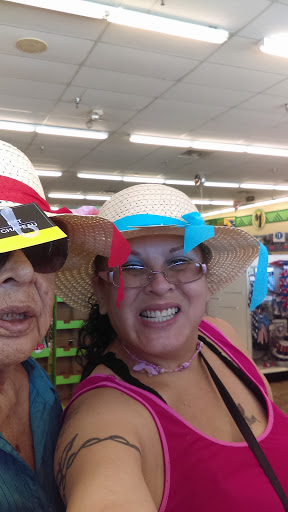 Dollar Store «Dollar Tree», reviews and photos, 1701 N Larkin Ave, Crest Hill, IL 60403, USA