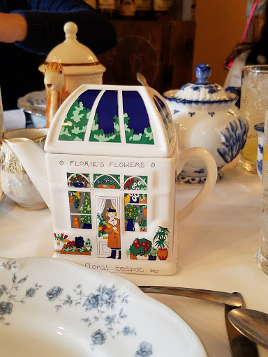 Tea House «Pinecone Cottage Tea House», reviews and photos, 1029 Burlington Ave, Downers Grove, IL 60515, USA