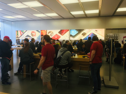 Computer Store «Apple Knox Street», reviews and photos, 3101 Knox St, Dallas, TX 75205, USA