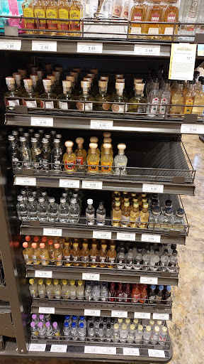 Wine Store «Total Wine & More», reviews and photos, 87 Boston Worcester Turnpike, Shrewsbury, MA 01545, USA