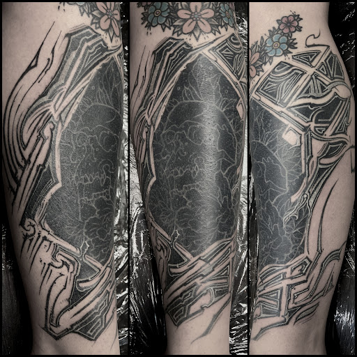 Tattoo Shop «Mine Shaft Tattoo & Piercing», reviews and photos, 8160 S Main St, Helen, GA 30545, USA