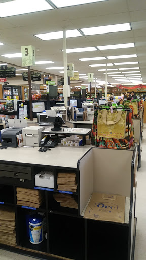 Grocery Store «Quality Food Center», reviews and photos, 4775 Whitman Ln SE, Lacey, WA 98513, USA