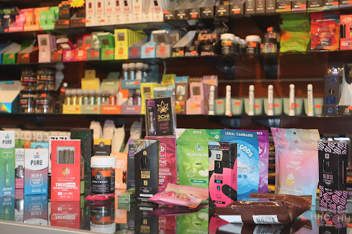 Tobacco Shop «Tobacco Vape & Hookah Land», reviews and photos, 6440 Richmond Hwy, Alexandria, VA 22306, USA