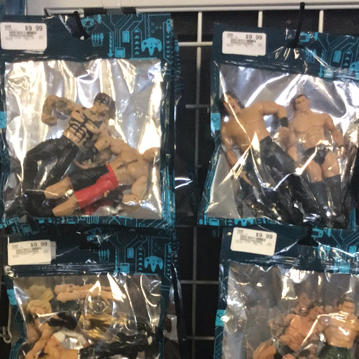 Video Game Store «Hollywood Movies and Games LLC», reviews and photos, 709 E Lewis and Clark Pkwy b, Clarksville, IN 47129, USA