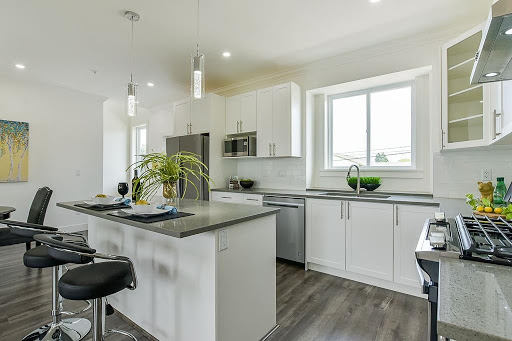 Quay Construction, 928 Homer St, Vancouver, BC V6B 1T7