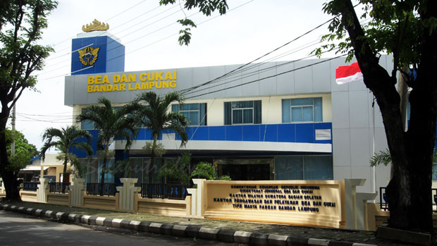 Gambar Kantor Pengawasan Dan Pelayanan Bea Dan Cukai (kppbc Tmp B) Bandar Lampung
