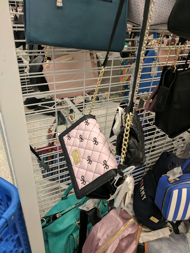 Clothing Store «Ross Dress for Less», reviews and photos, 902 Sepulveda Blvd, Harbor City, CA 90710, USA