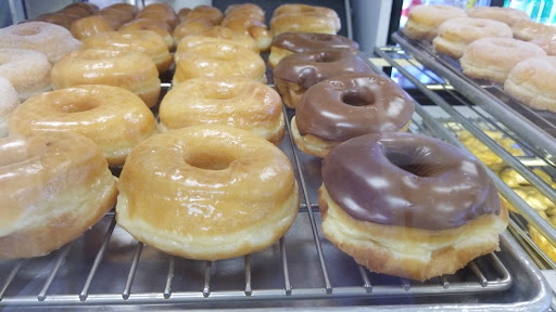 Donut Shop «Donut World», reviews and photos, 27672 Santa Margarita Pkwy, Mission Viejo, CA 92691, USA