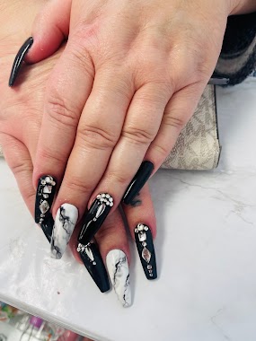 Bella Nails And Spa