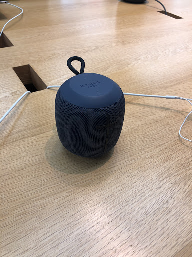 Computer Store «Apple Short Pump Town Center», reviews and photos, 11800 W Broad St, Henrico, VA 23233, USA