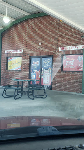 Fast Food Restaurant «Sonic Drive-In», reviews and photos, 246 US-425, Monticello, AR 71655, USA