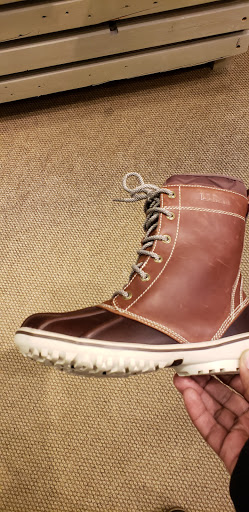 Clothing Store «L.L. Bean», reviews and photos, 4999 Old Orchard Shopping Center, Skokie, IL 60077, USA