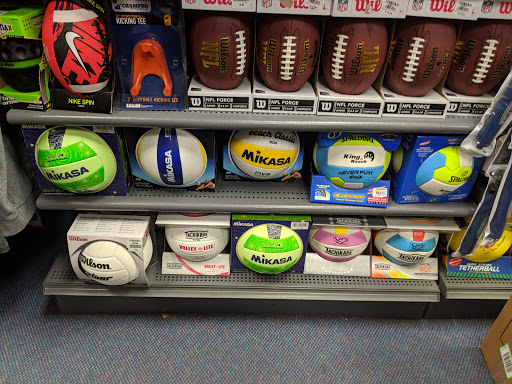 Sporting Goods Store «Big 5 Sporting Goods - Placerville», reviews and photos, 284 Placerville Dr, Placerville, CA 95667, USA