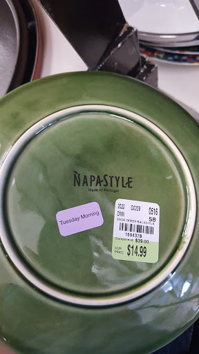 Home Goods Store «Tuesday Morning», reviews and photos, 2550 Fair Oaks Blvd, Sacramento, CA 95825, USA